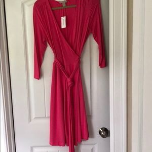 NWT Banana republic pink wrap dress. Size m.